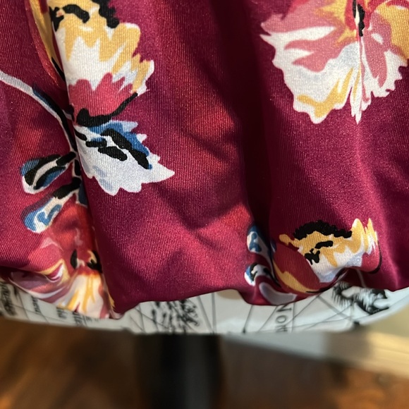 Floral blouse - Picture 3 of 3